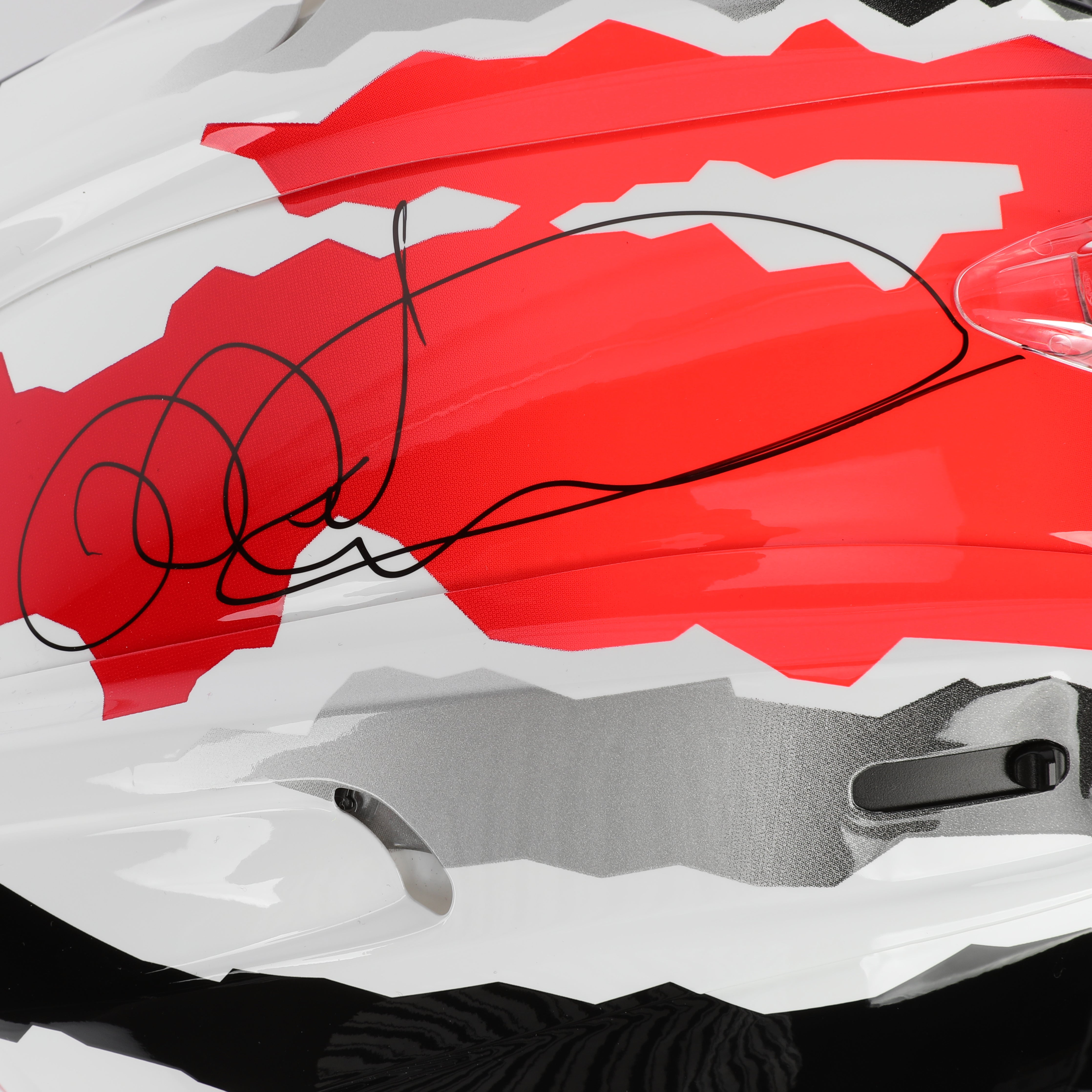 LOT 114 - Mick Doohan 2011 Signed Replica Helmet – Isle of Man TT