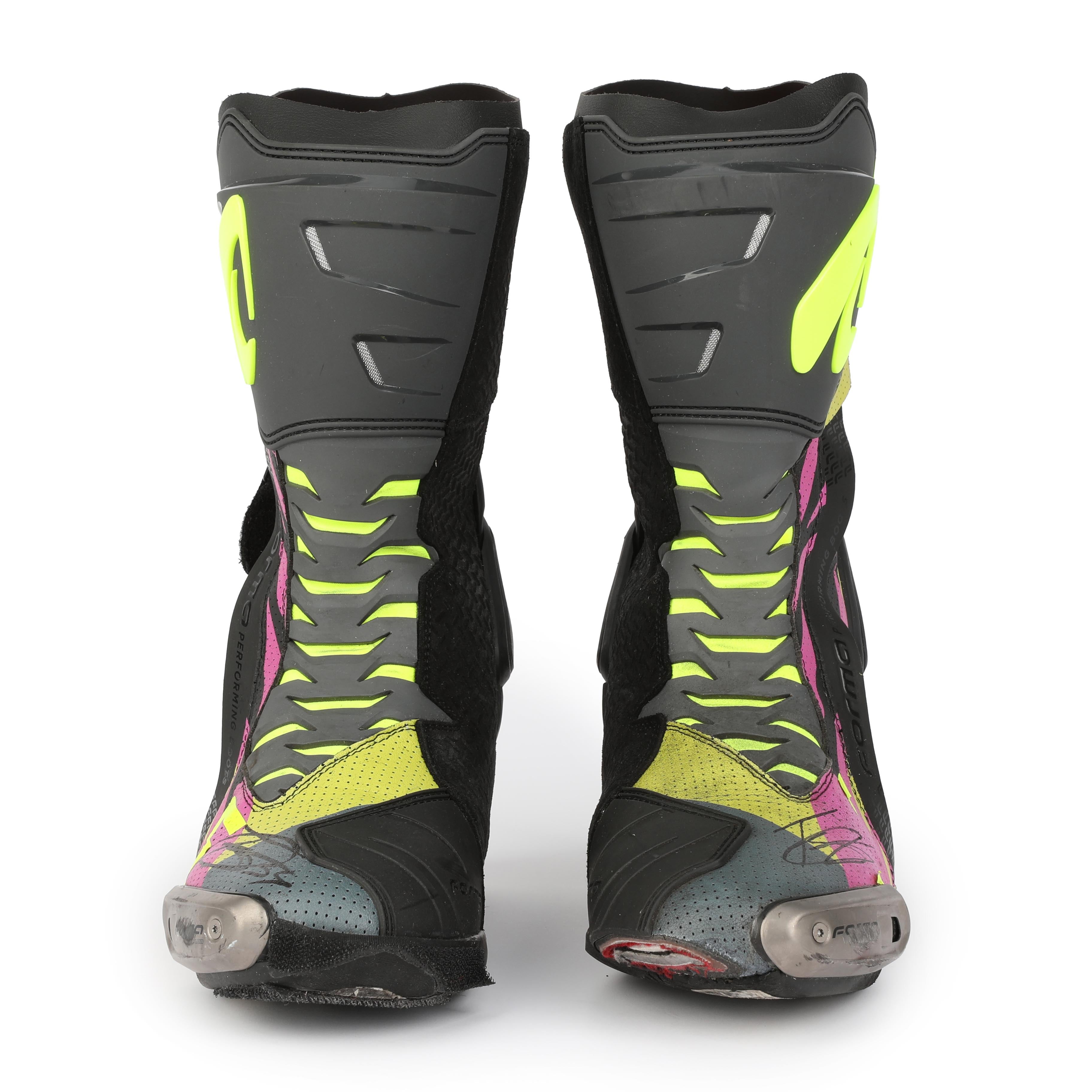 Botas usadas de carrera firmadas por Fermín Aldeguer – GP de España 2024