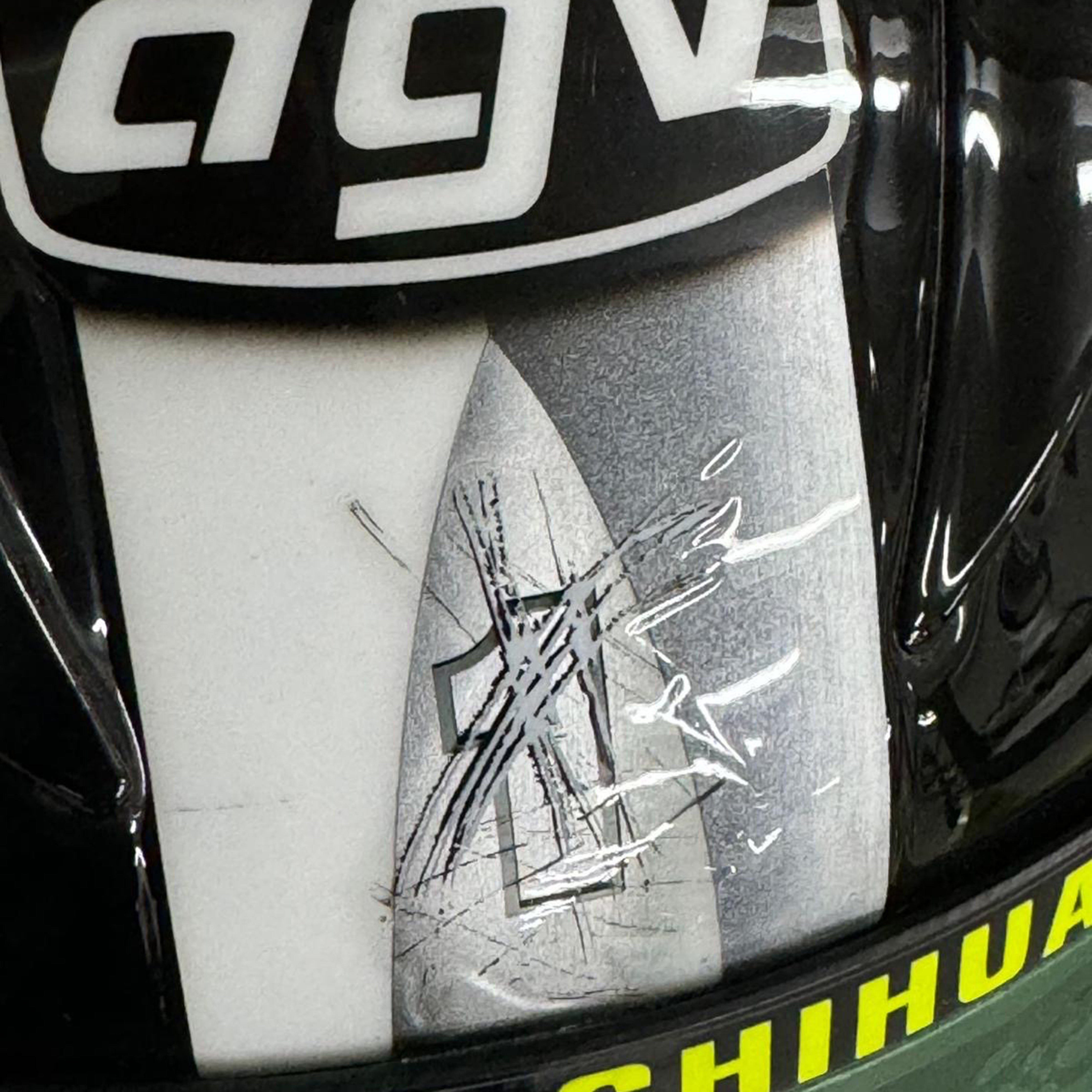 LOT 014 - Valentino Rossi 2007 'Excalibur' Sepang Test Helmet