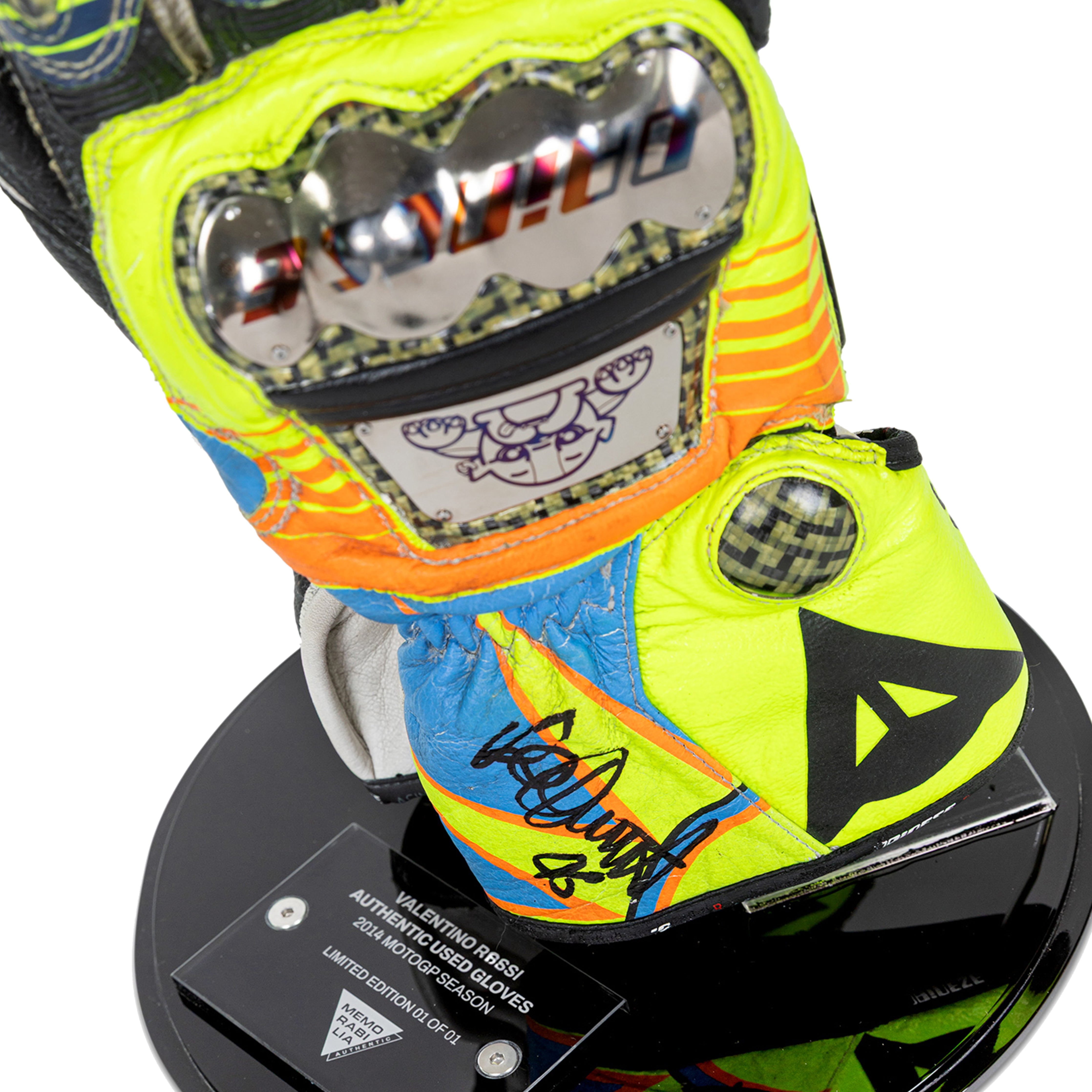 LOT 103 - VALENTINO ROSSI-2014 MOTOGP-MOVISTAR YAMAHA-GLOVES-USED-SIGNED