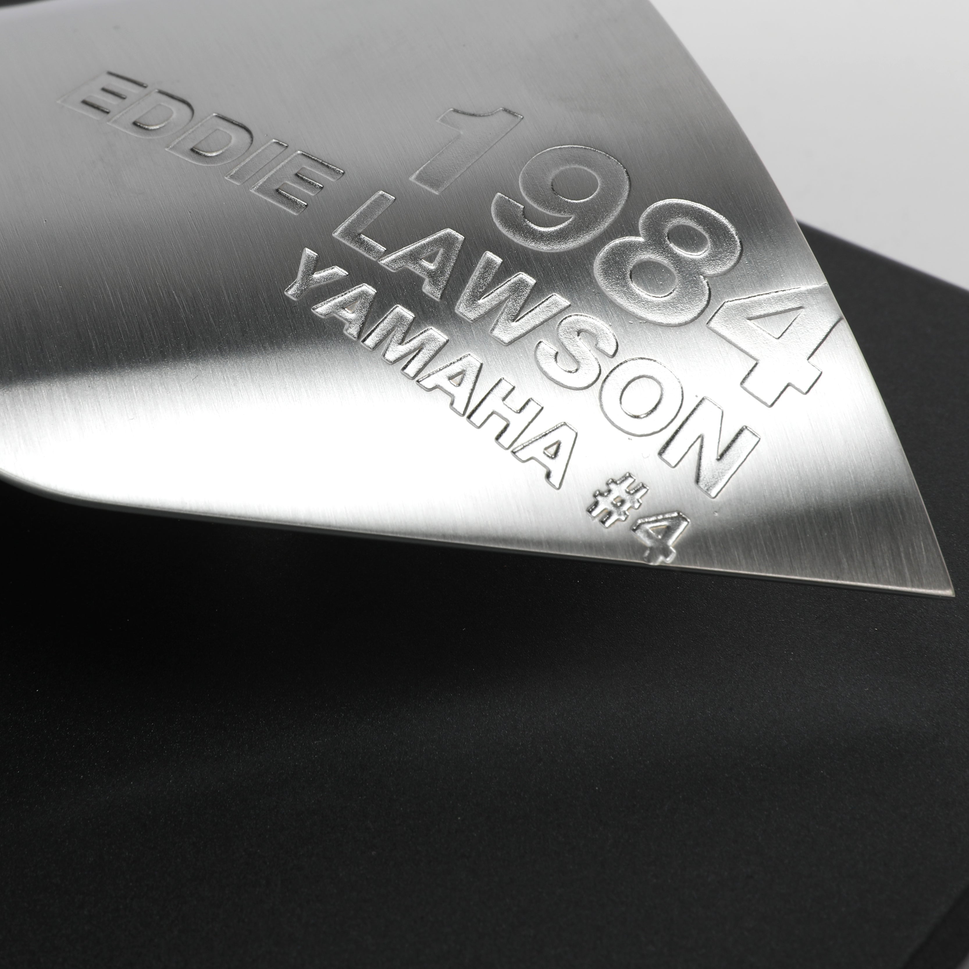 Eddie Lawson Yamaha MotoGP Team Replica Trophy Champion Piece – 1984 MotoGP™ Championship